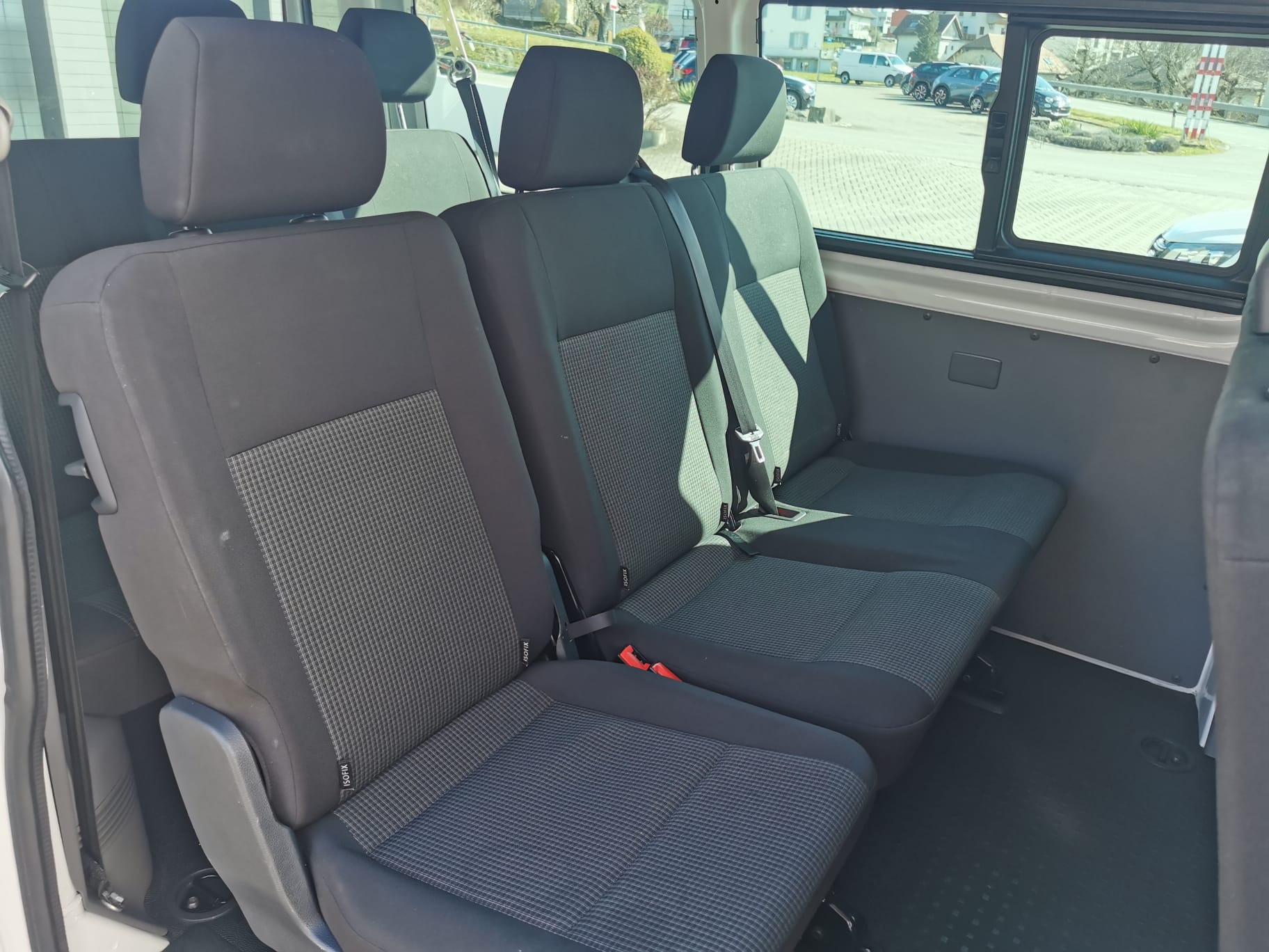 VW T6.1 Kombi 3000 2.0 TDI 150 DSG-image-6