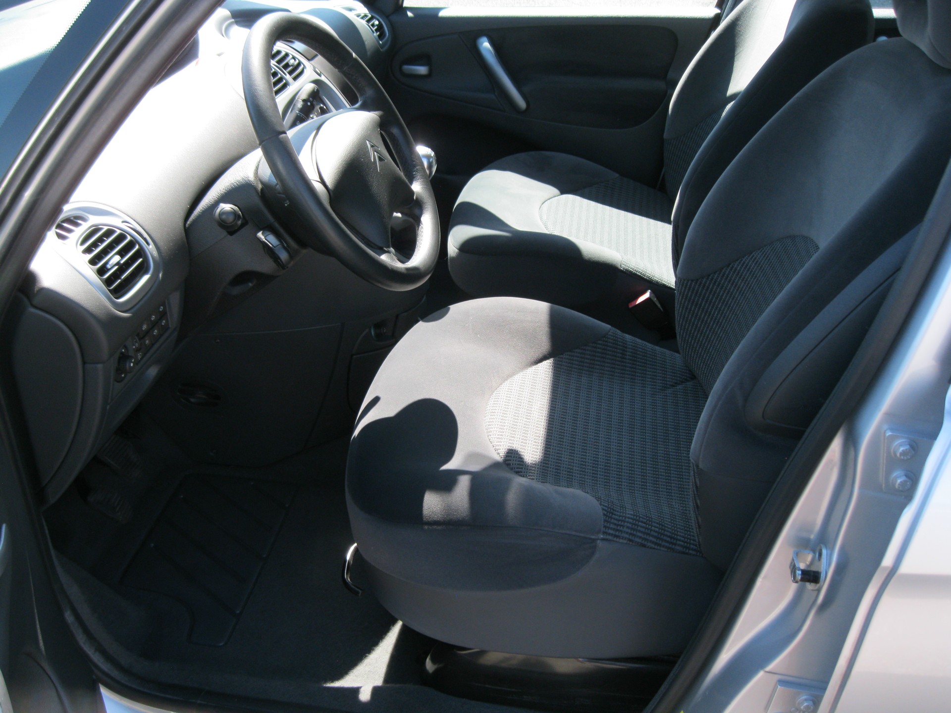 CITROEN Xsara Picasso 1.6i 16V Exclusive-image-5