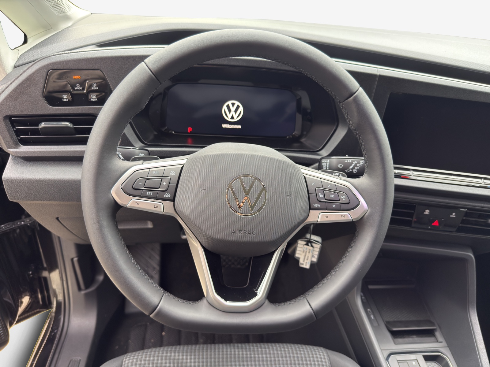 VW Caddy Maxi 1.5 TSI DSG-image-9