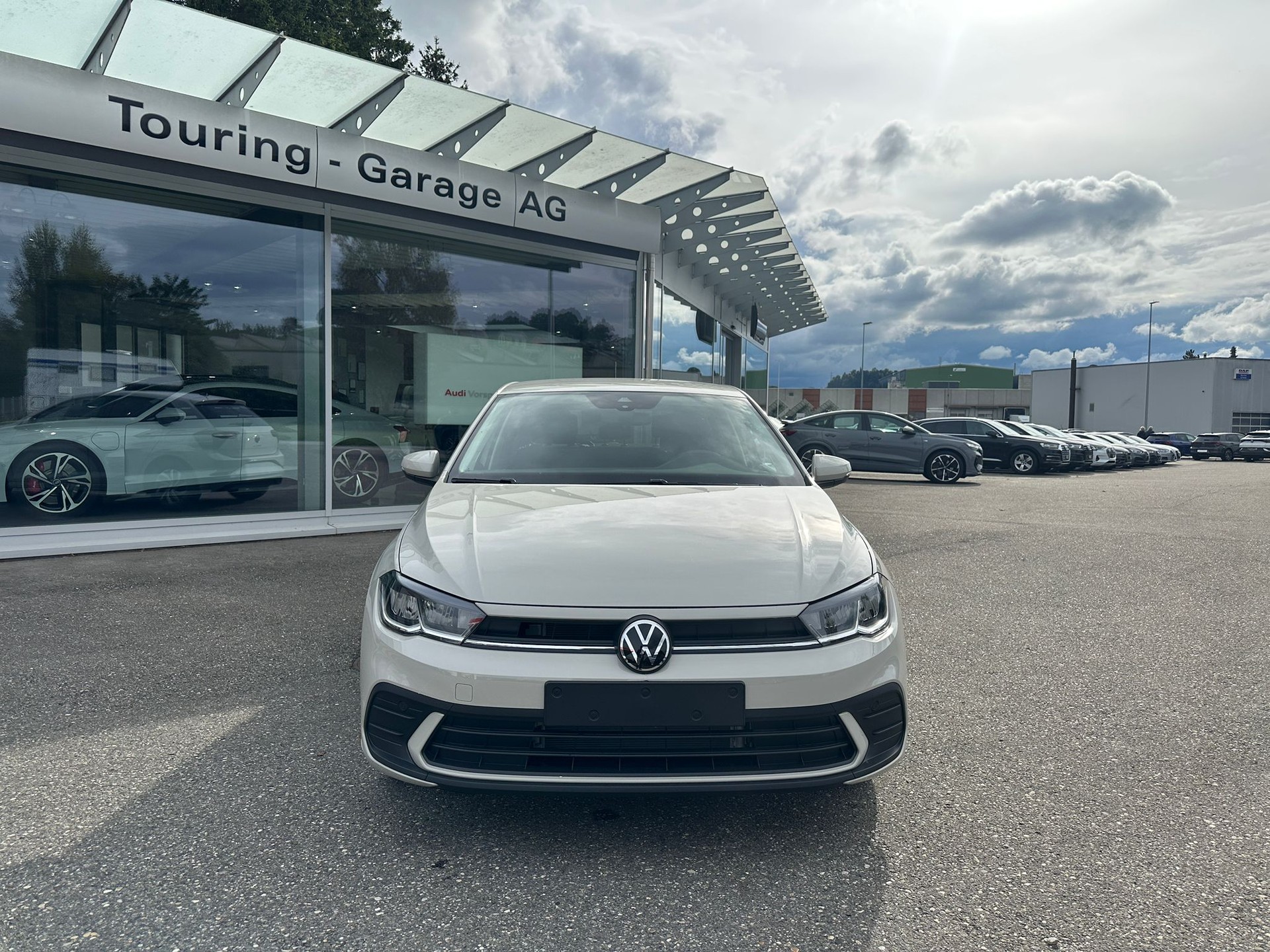 VW Polo 1.0 TSI Basis-image-7