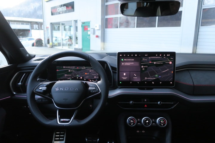 SKODA Kodiaq 2.0 TSI RS 4x4-image-9