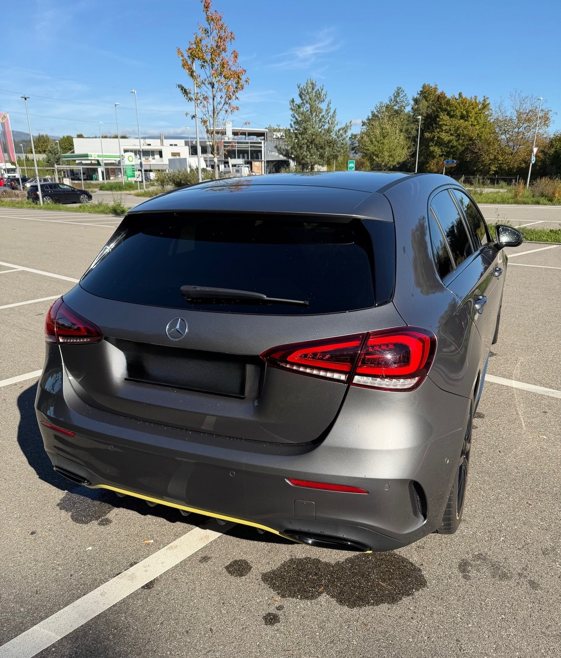 MERCEDES-BENZ A 250 AMG Line 7G-DCT-image-4