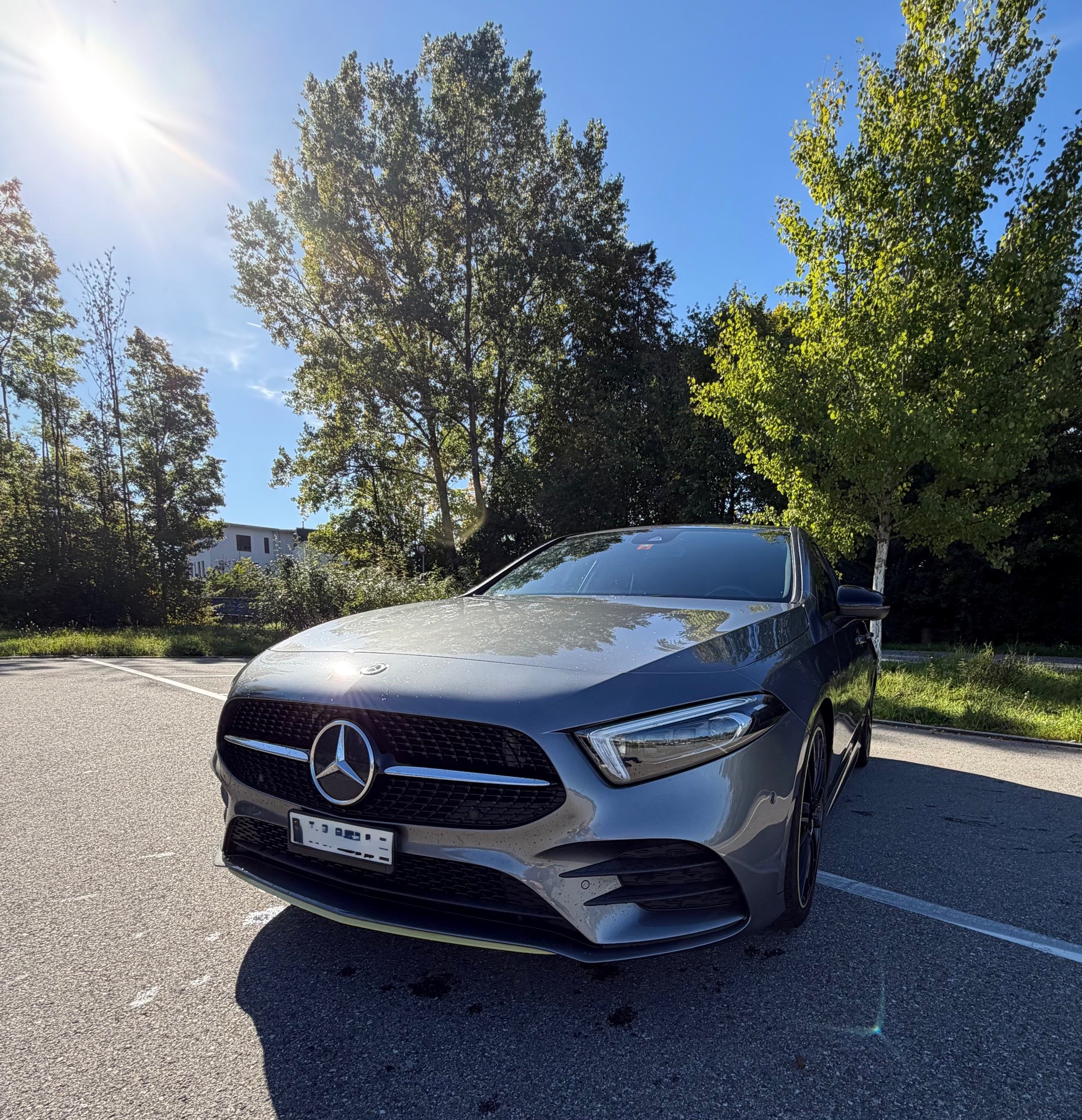 MERCEDES-BENZ A 250 AMG Line 7G-DCT-image-3