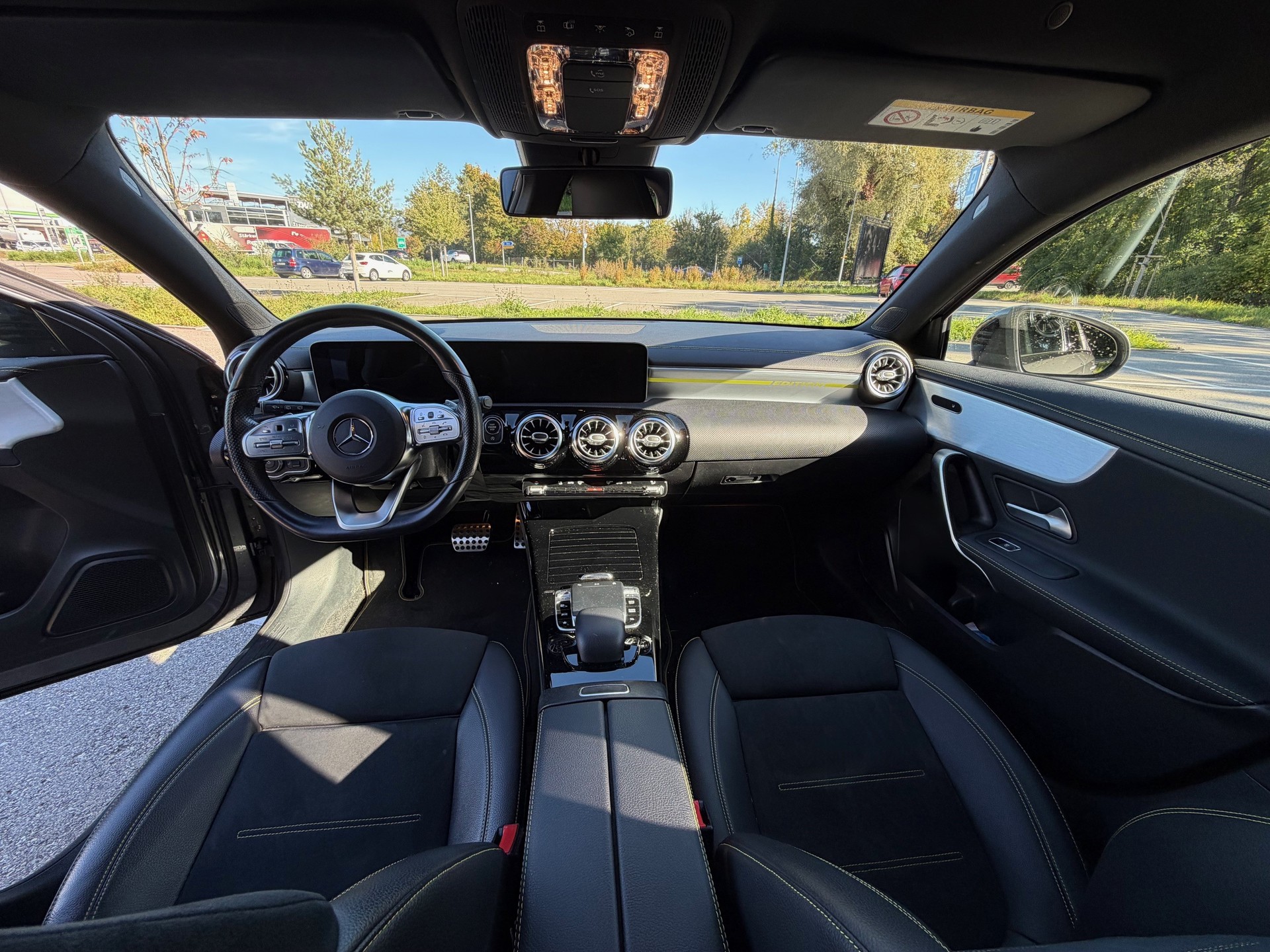 MERCEDES-BENZ A 250 AMG Line 7G-DCT-image-6