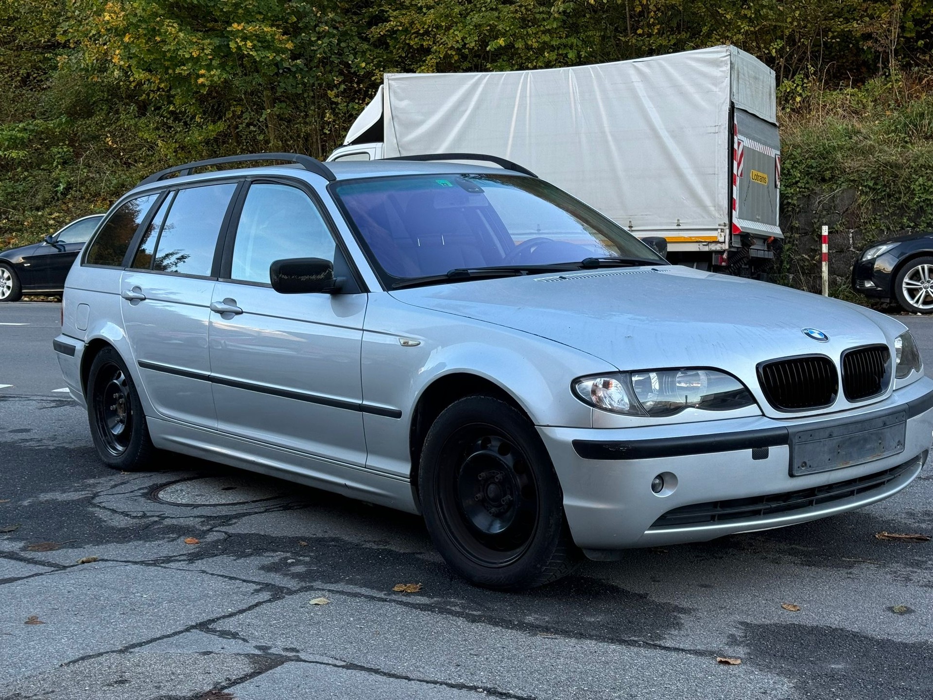 BMW 320d Touring-image-1