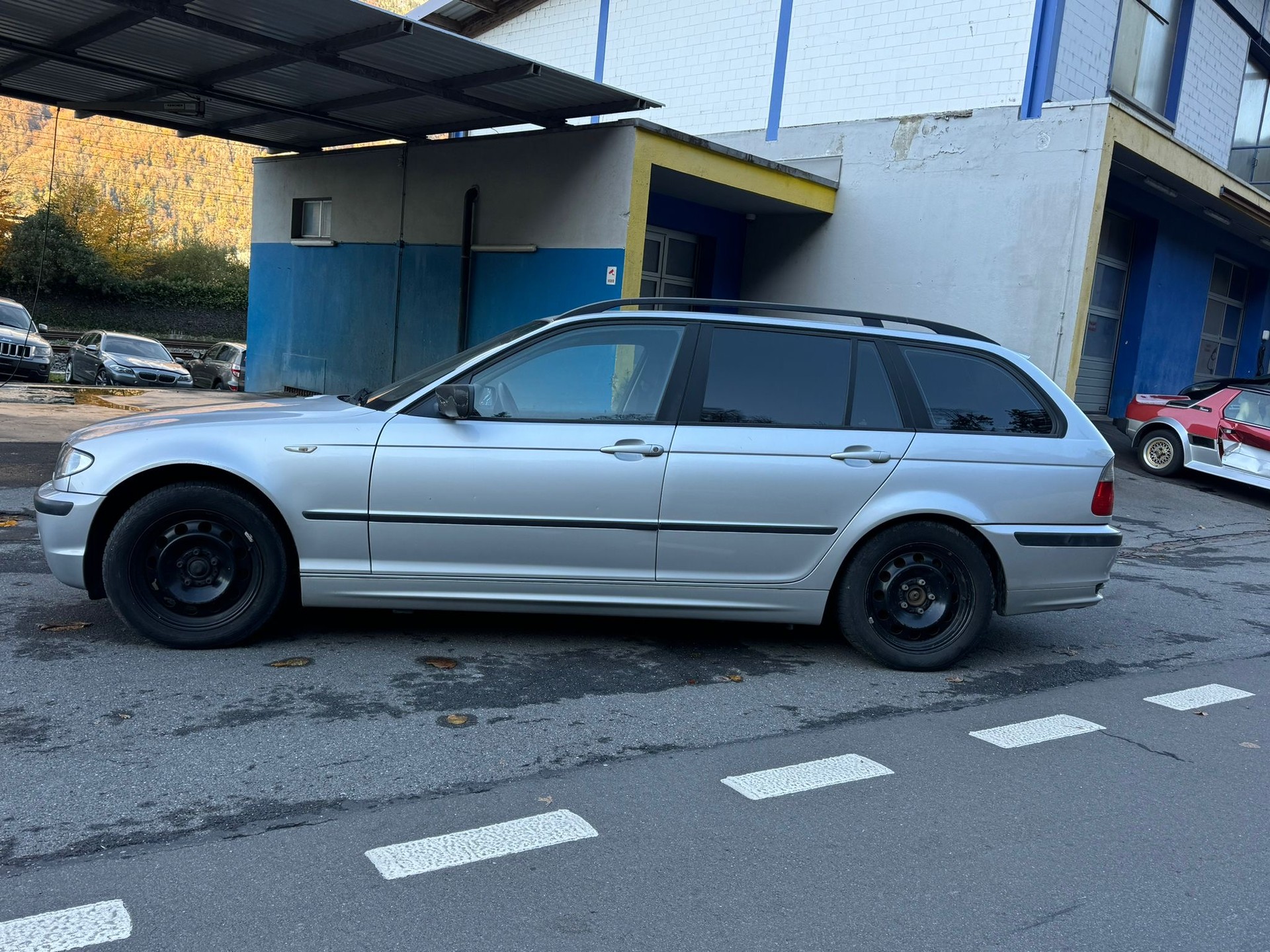 BMW 320d Touring-image-15