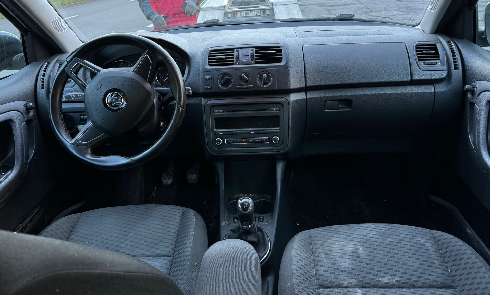 BMW 320d Touring-image-12