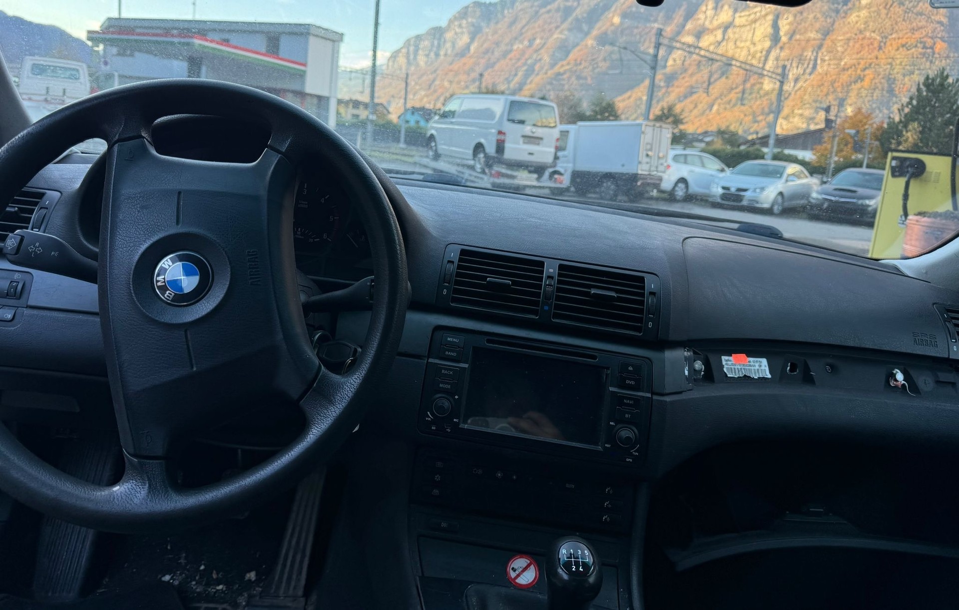 BMW 320d Touring-image-11