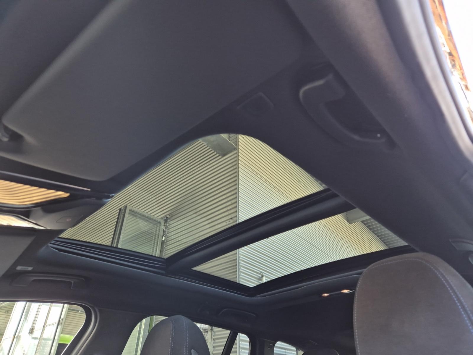 BMW 320d xDrive SAG Touring-image-9