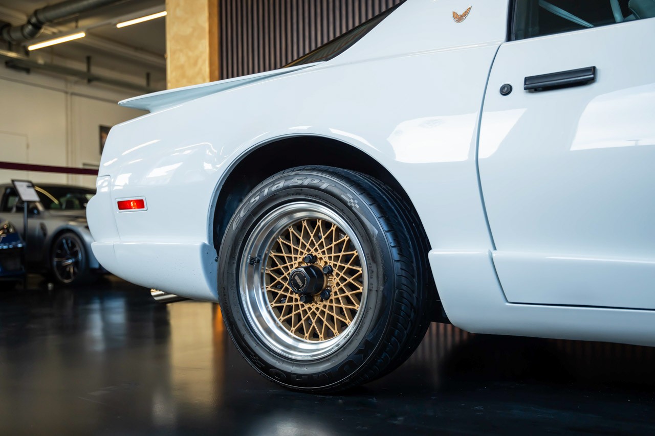 PONTIAC Firebird 5.7 V8 Trans Am GTA-image-10