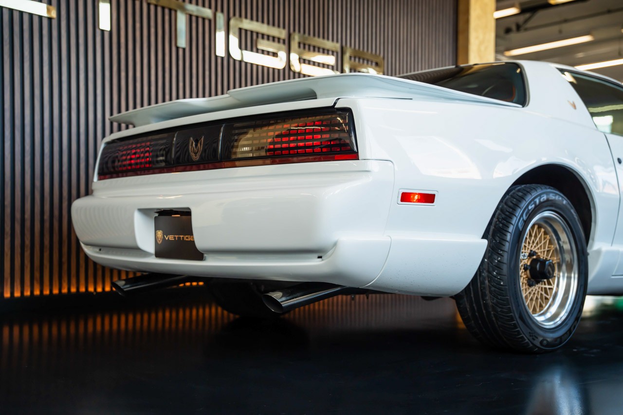 PONTIAC Firebird 5.7 V8 Trans Am GTA-image-7