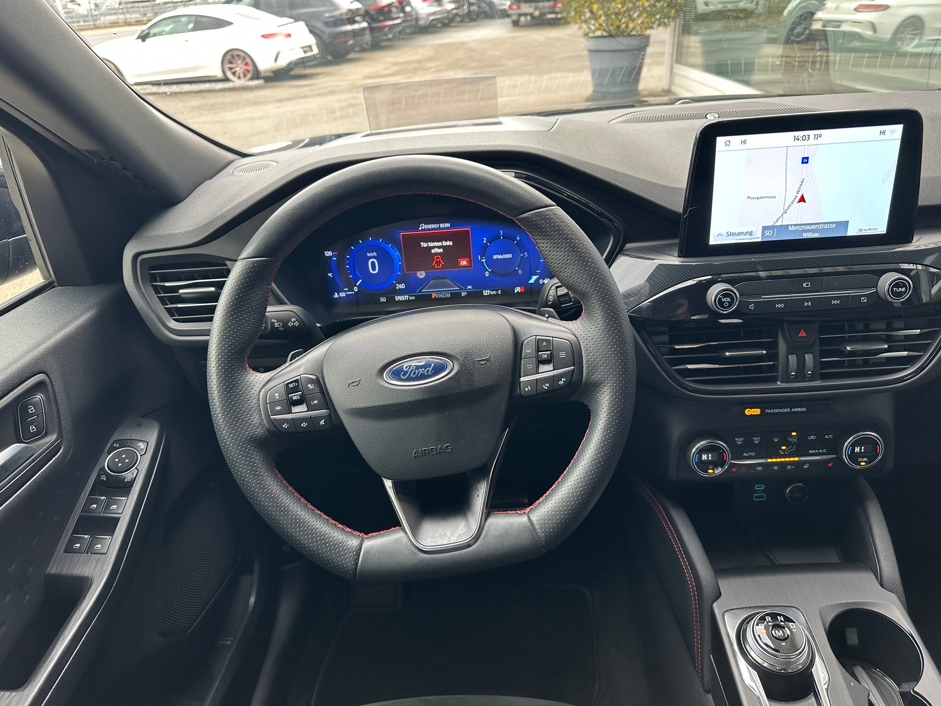 FORD Kuga 2.0 TDCi EcoBlue ST-Line X 4WD-image-12
