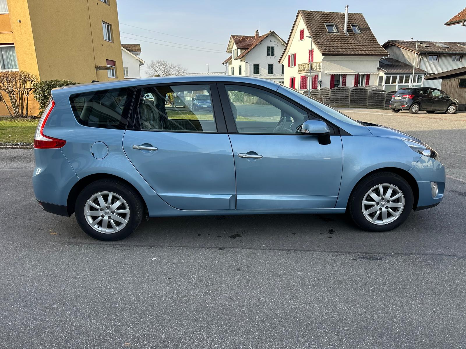 RENAULT Grand Scénic 2.0 16V Expression X-Tronic CVT-image-4