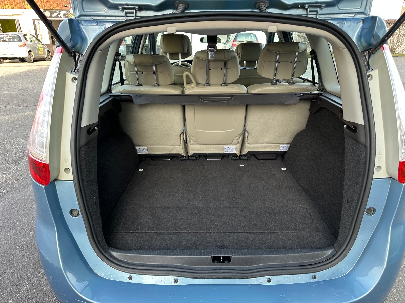 RENAULT Grand Scénic 2.0 16V Expression X-Tronic CVT-image-11