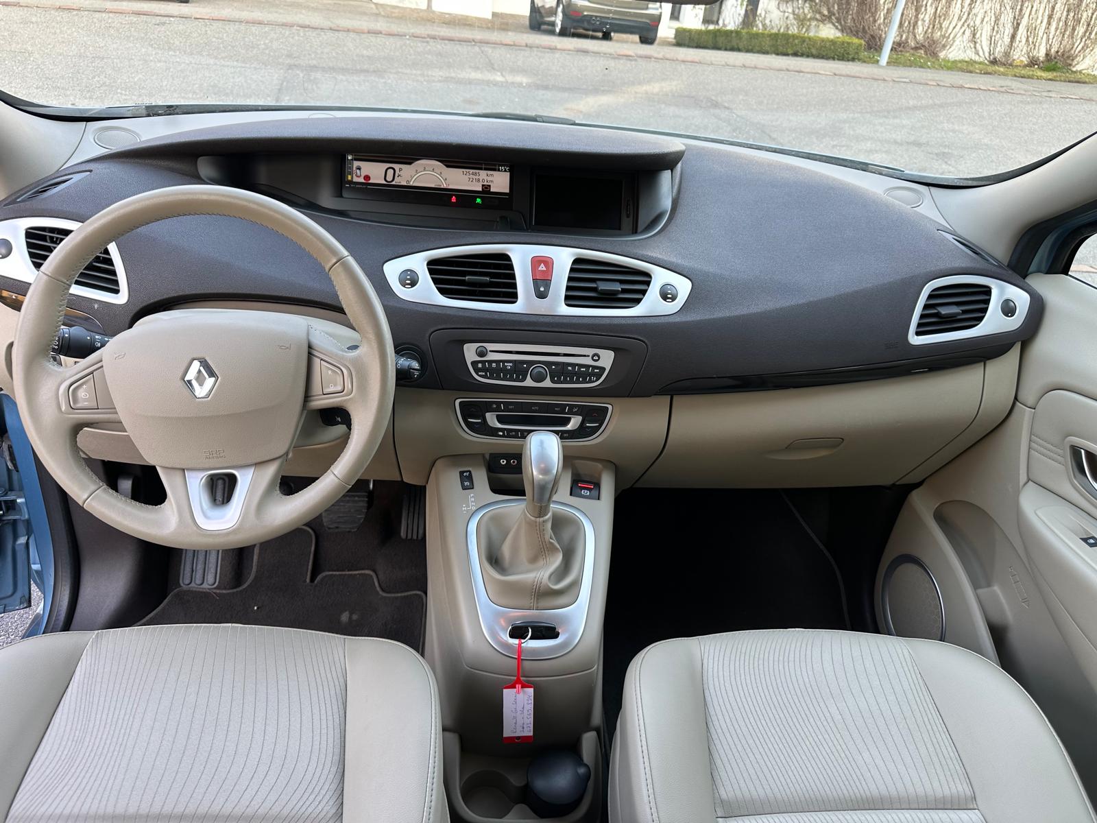 RENAULT Grand Scénic 2.0 16V Expression X-Tronic CVT-image-6