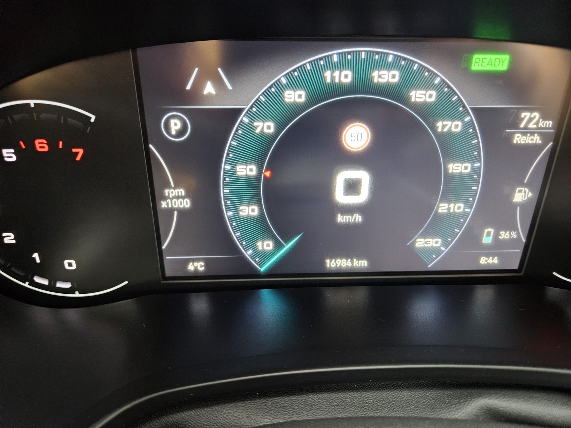FIAT Tipo Hybrid 1.5 Swiss Edition Cross-image-9