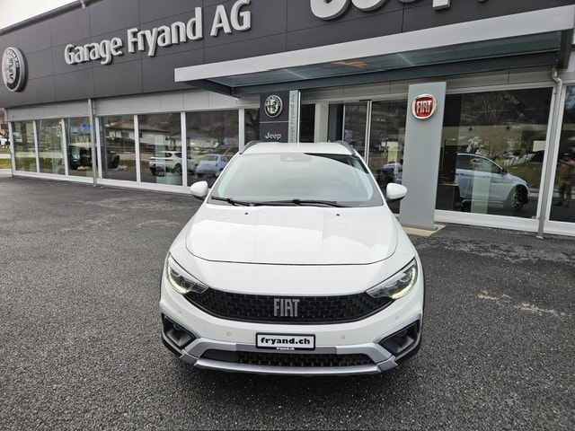 FIAT Tipo Hybrid 1.5 Swiss Edition Cross-image-1