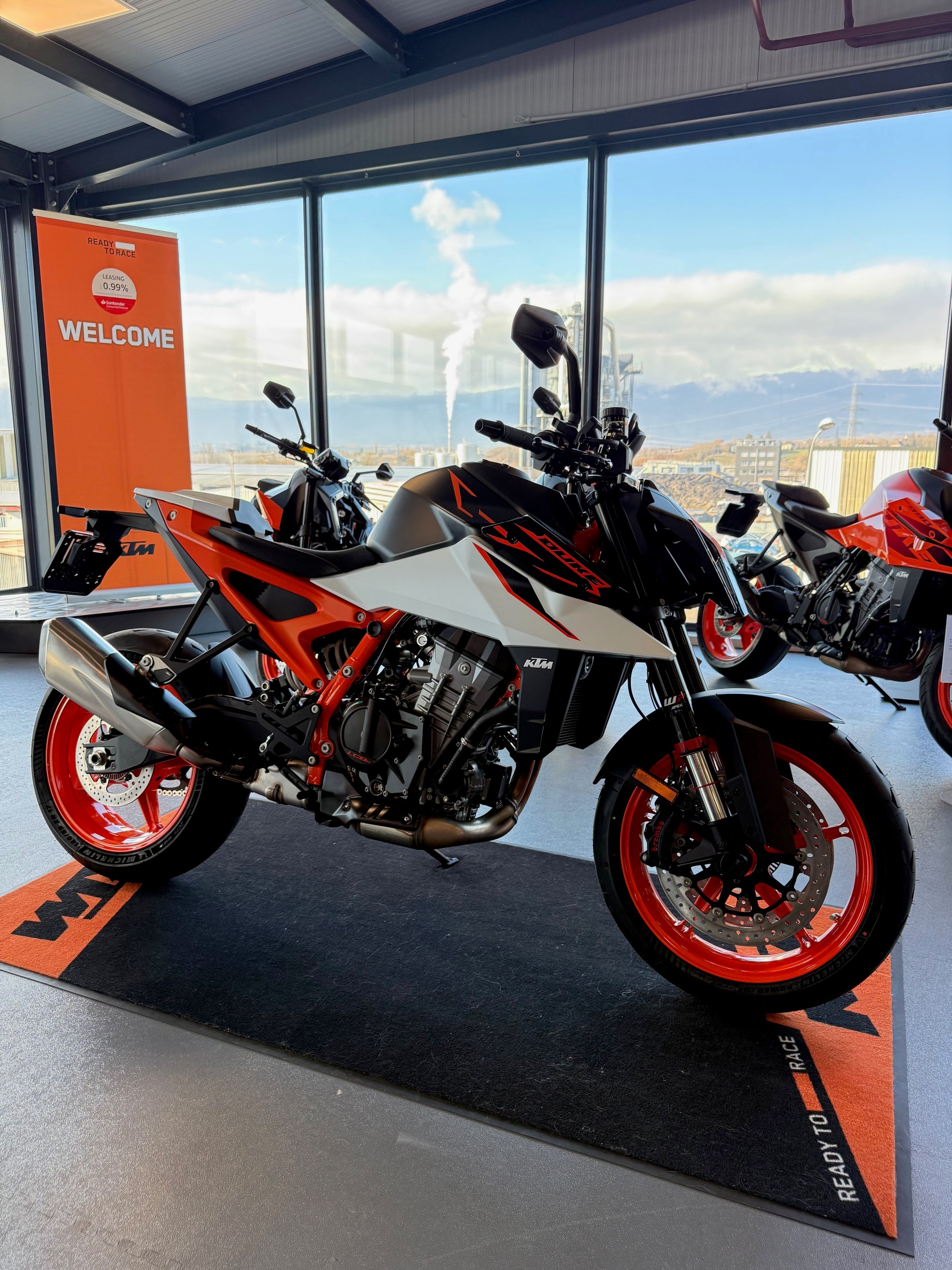 KTM 990 Duke R 2026