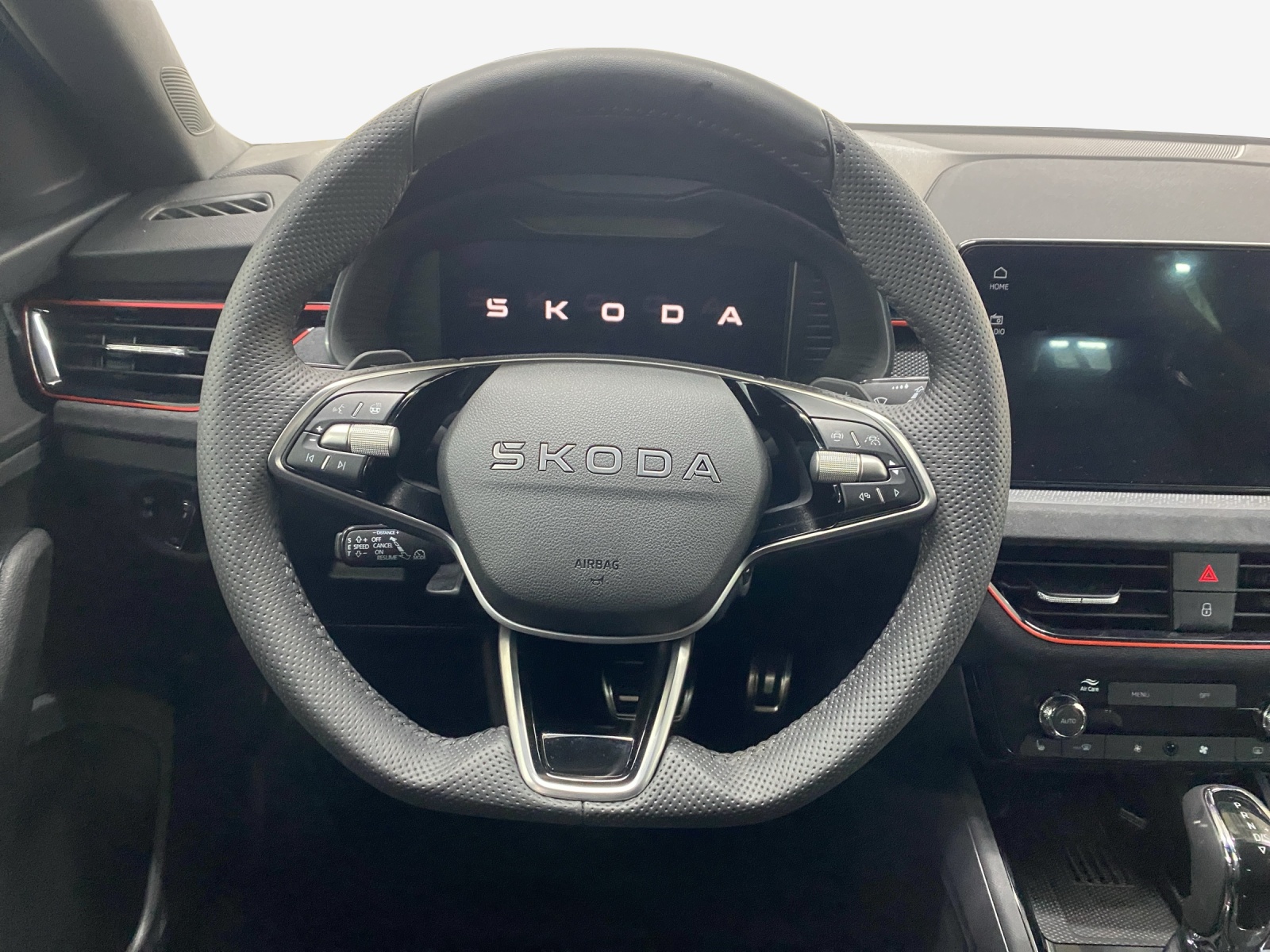 SKODA Scala 1.5 TSI Dynamic DSG-image-9