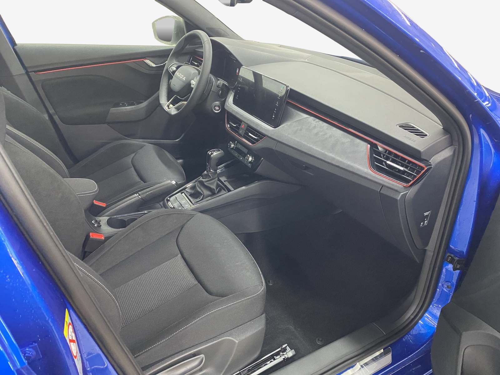 SKODA Scala 1.5 TSI Dynamic DSG-image-13