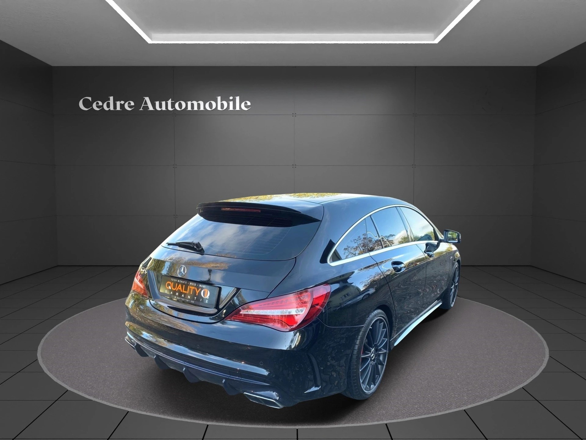 MERCEDES-BENZ CLA Shooting Brake 45 AMG 4Matic Speedshift-image-3