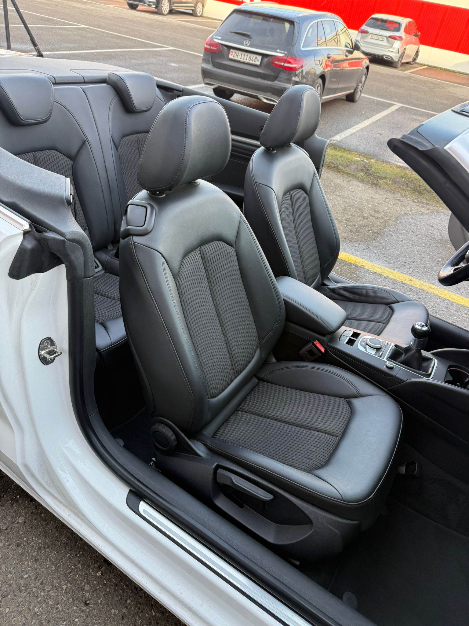AUDI A3 Cabriolet 1.6 TDI Design-image-12