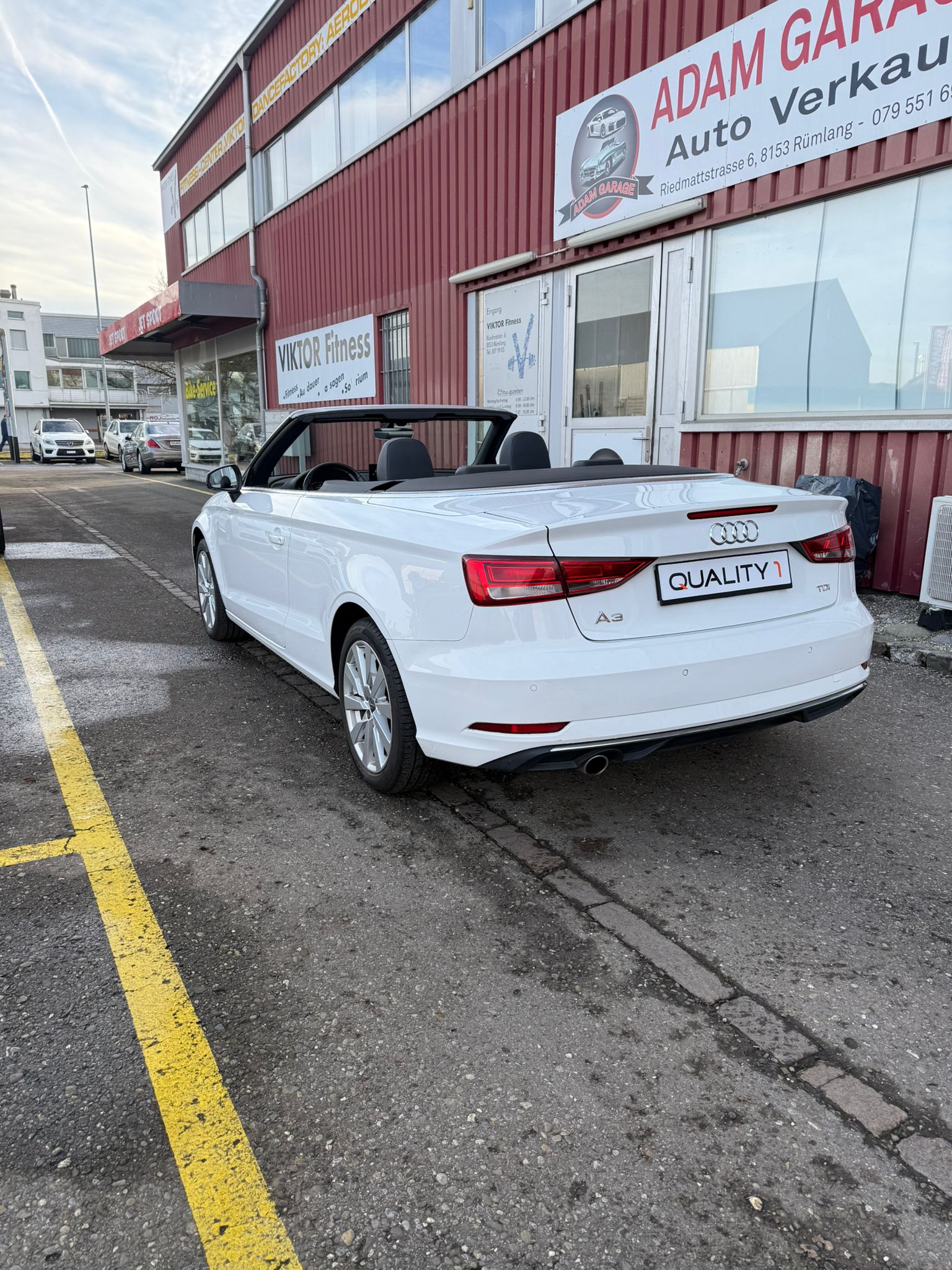 AUDI A3 Cabriolet 1.6 TDI Design-image-5