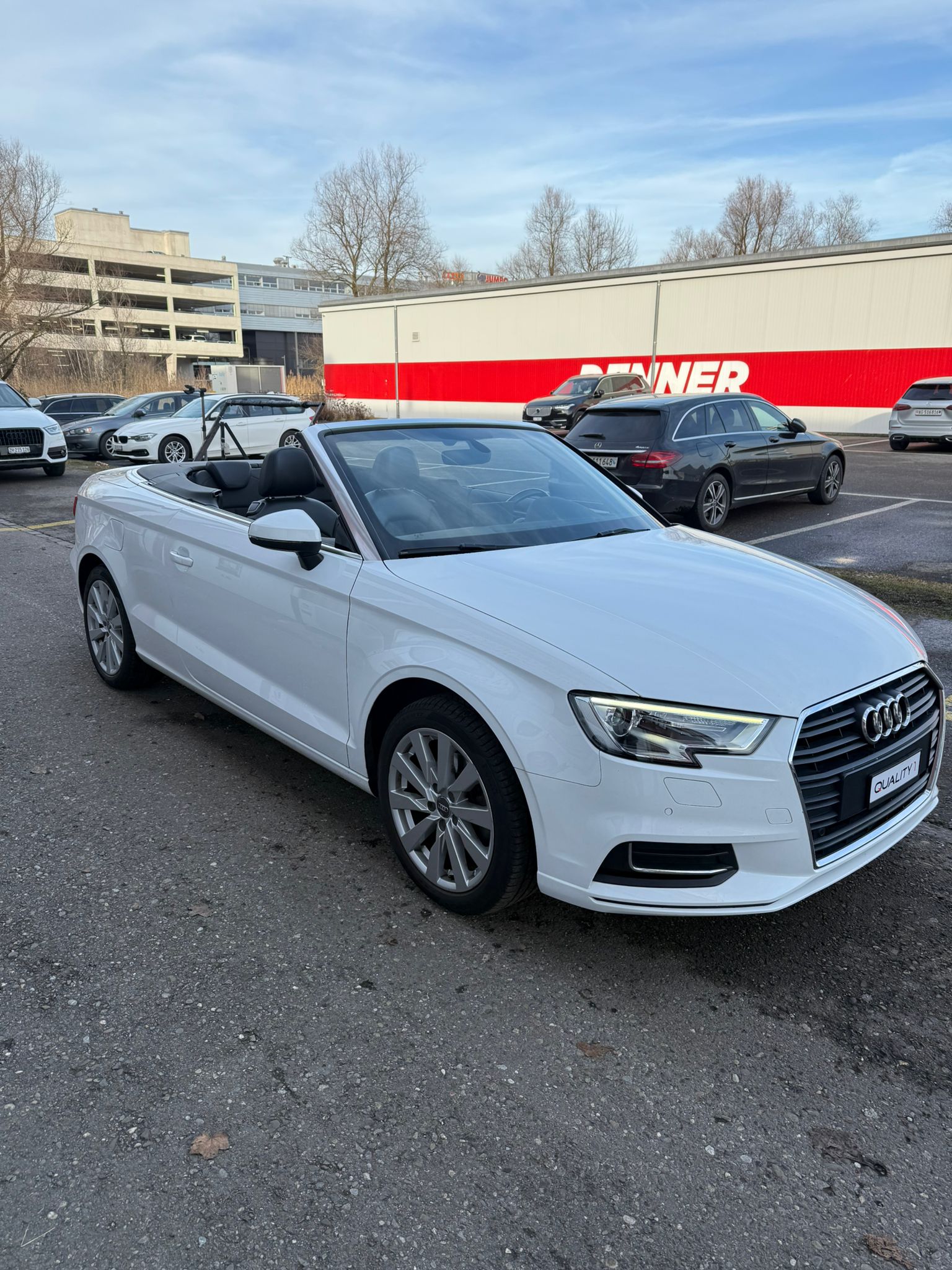 AUDI A3 Cabriolet 1.6 TDI Design-image-8