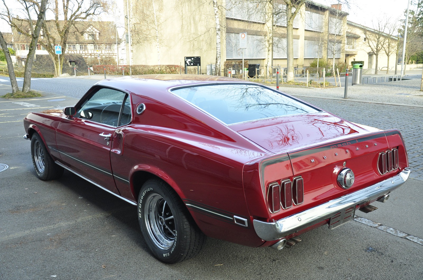 FORD MUSTANG Mach1 390 cui-image-9
