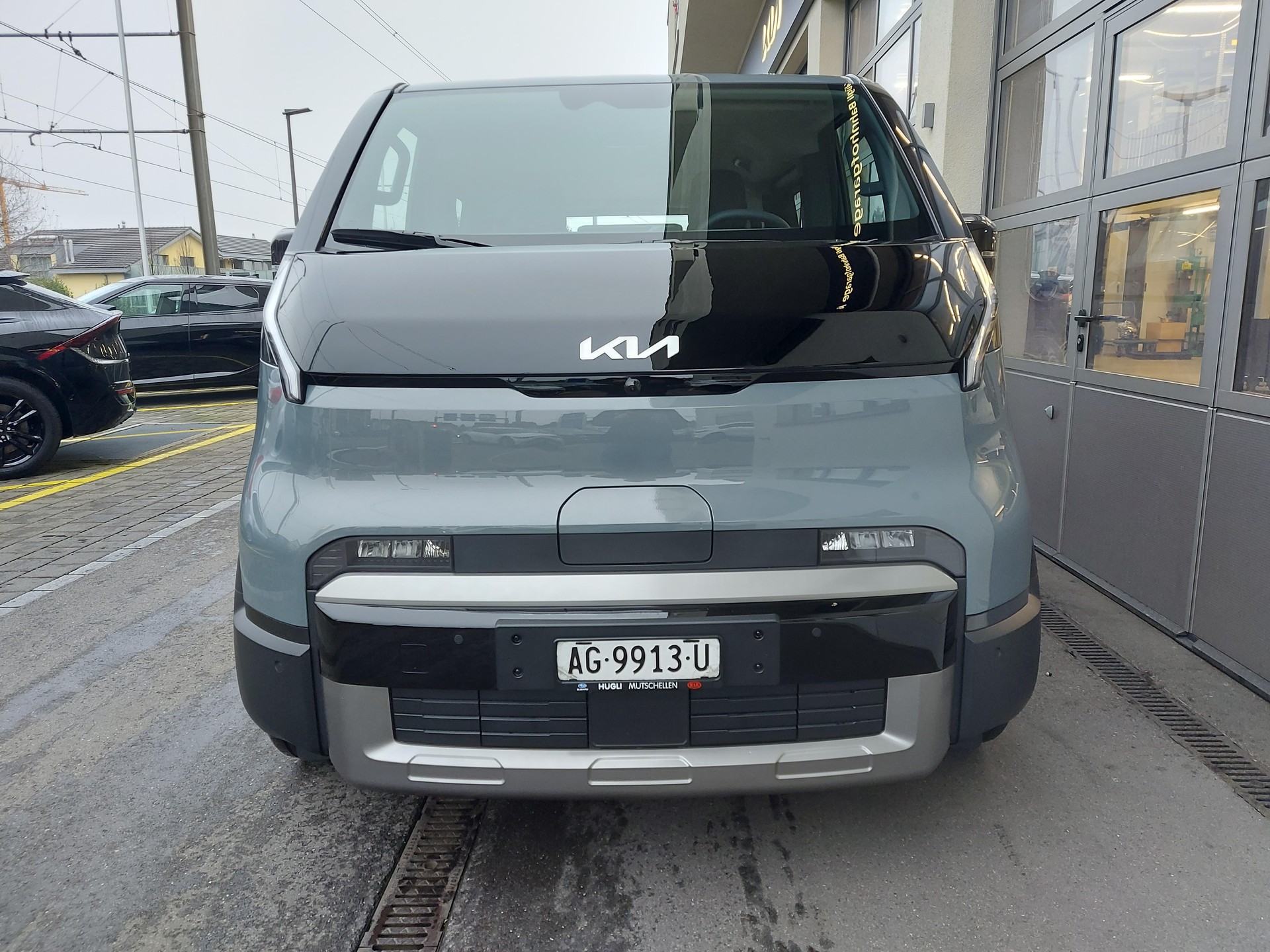 KIA PV5 Passenger 71.2 kWh Elite-image-3