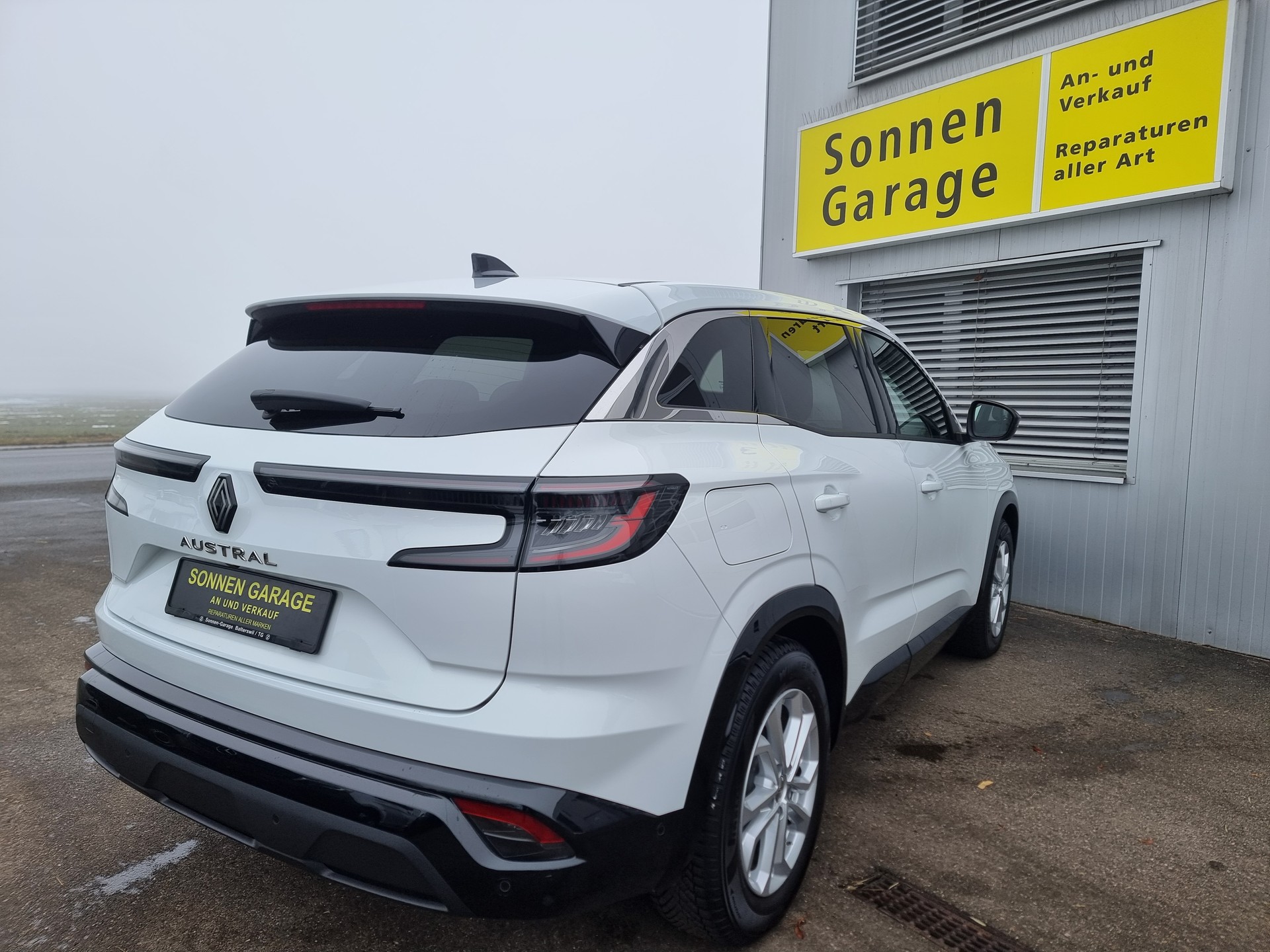 RENAULT Austral 1.3 MHEV 160 Techno A-image-13