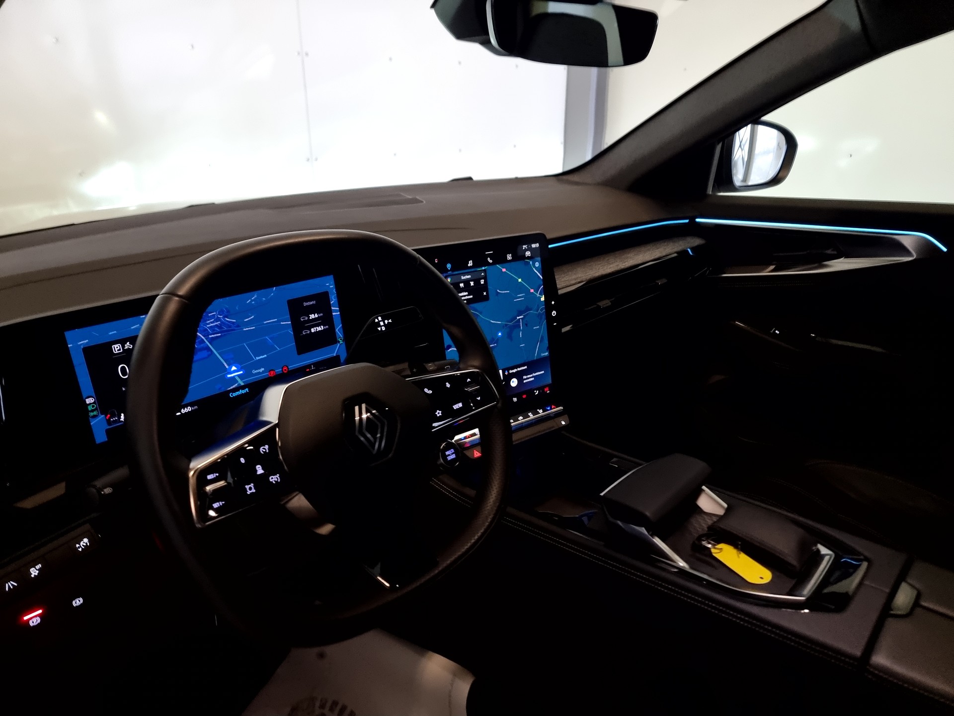 RENAULT Austral 1.3 MHEV 160 Techno A-image-10