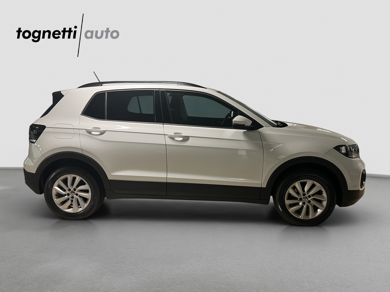 VW T-Cross 1.0 TSI Life-image-2