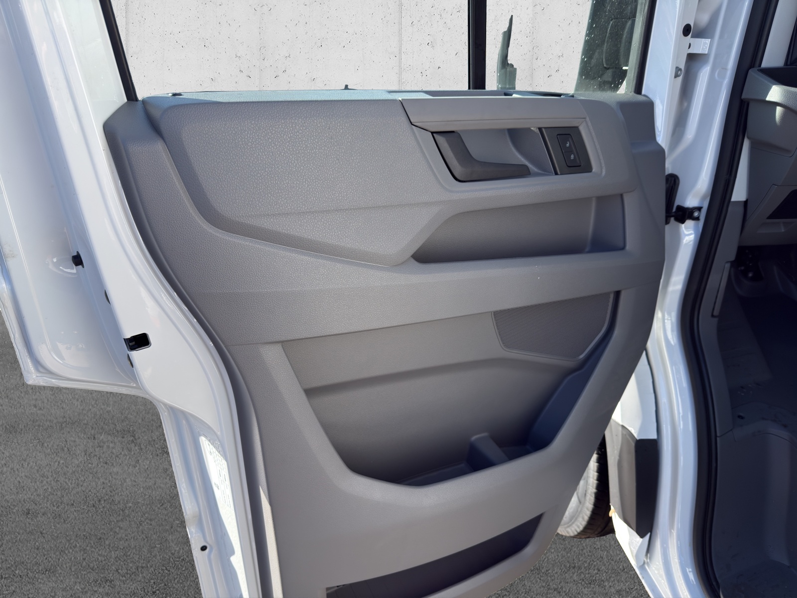 VW Crafter 35 2.0 BiTDI L3 HD A-image-11