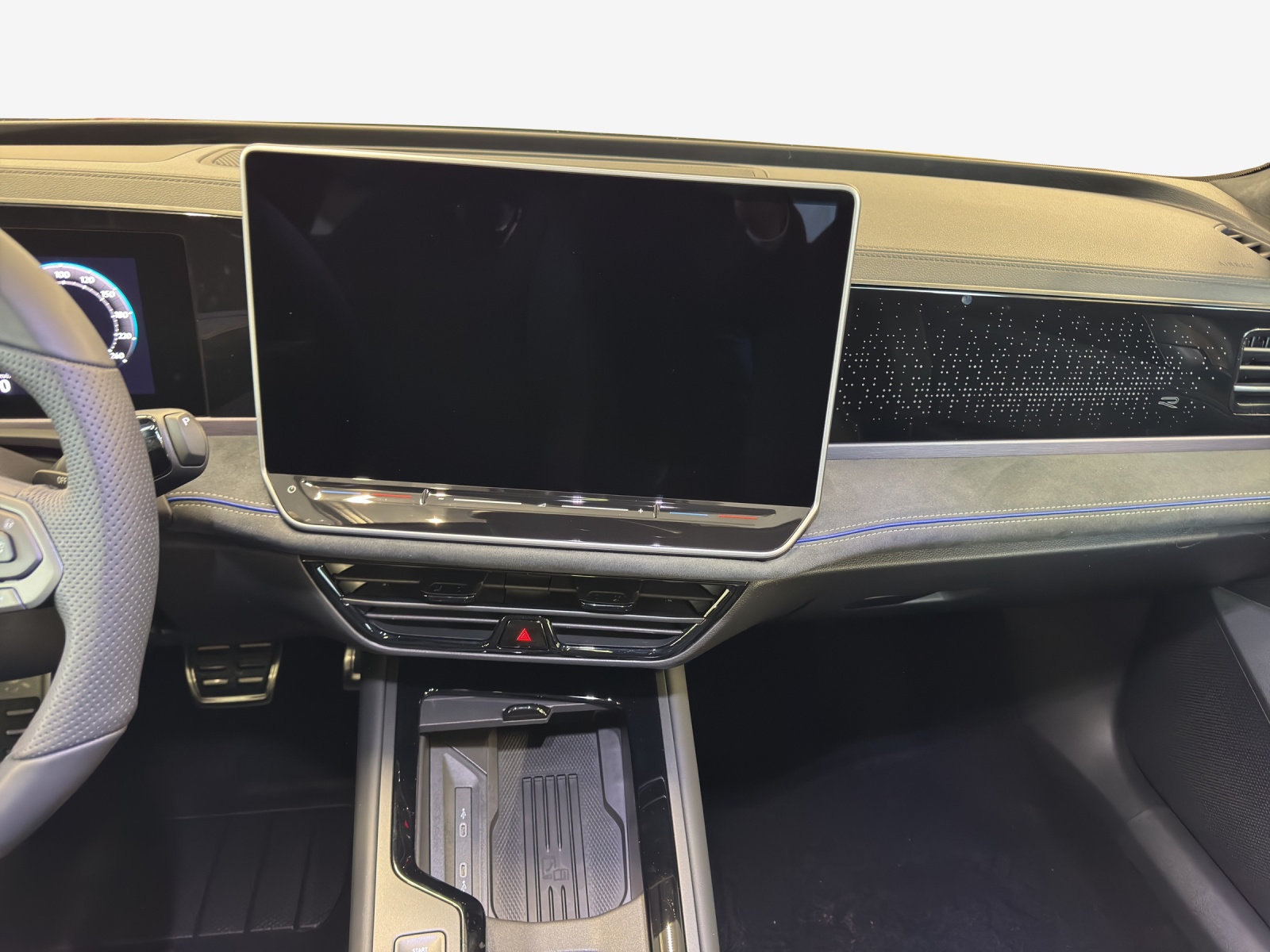 VW Passat Variant 2.0 TDI evo R-Line 4 Motion DSG-image-10