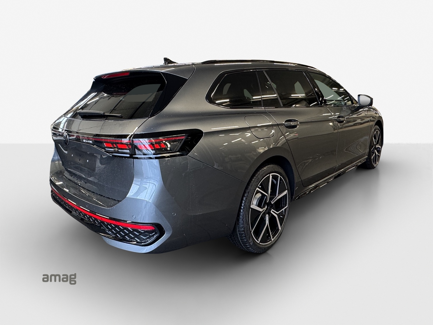 VW Passat Variant 2.0 TDI evo R-Line 4 Motion DSG-image-4