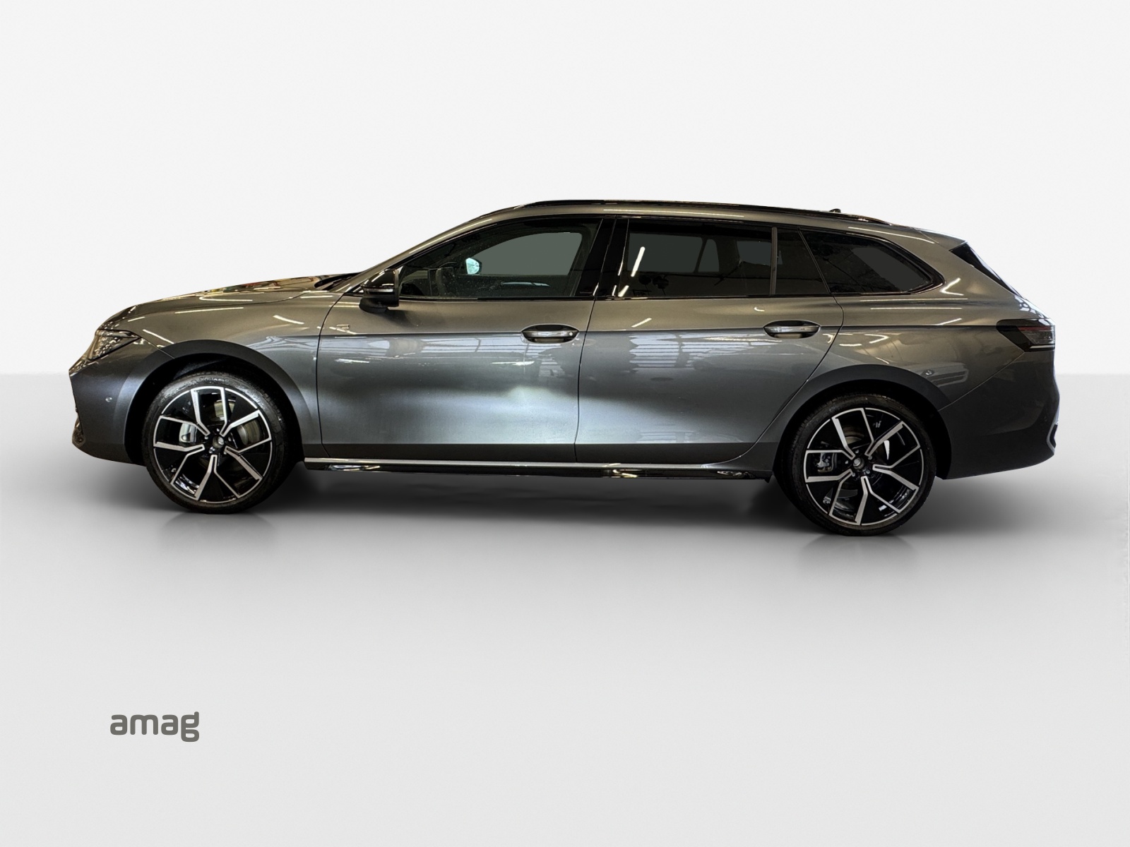 VW Passat Variant 2.0 TDI evo R-Line 4 Motion DSG-image-1
