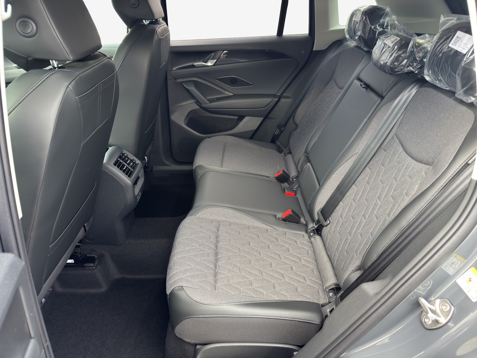 VW Tiguan 2.0 TSI DSG United 4Motion-image-11
