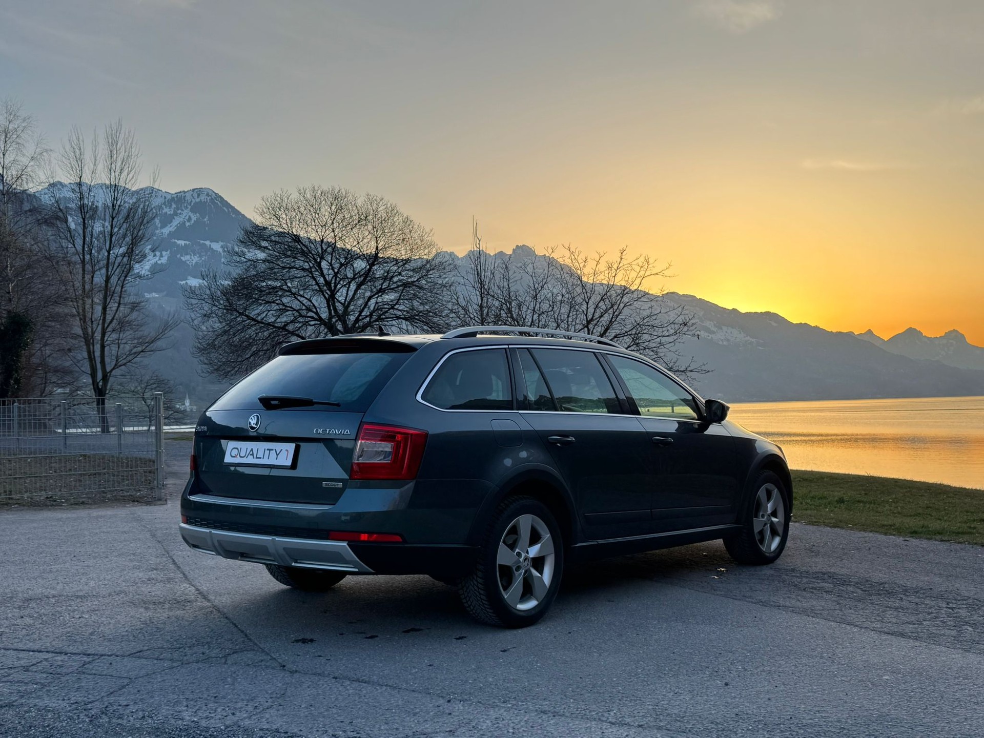 SKODA Octavia Combi 2.0 TDI Scout 4x4 DSG-image-5