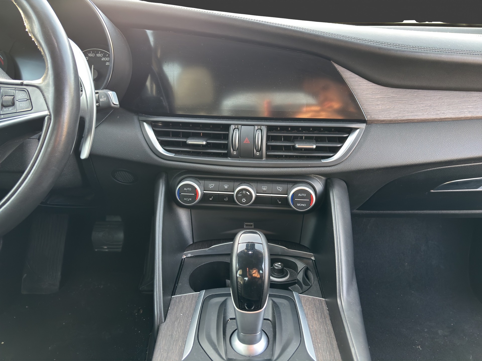 ALFA ROMEO Giulia 2.2 JTDM Super Automatic-image-12