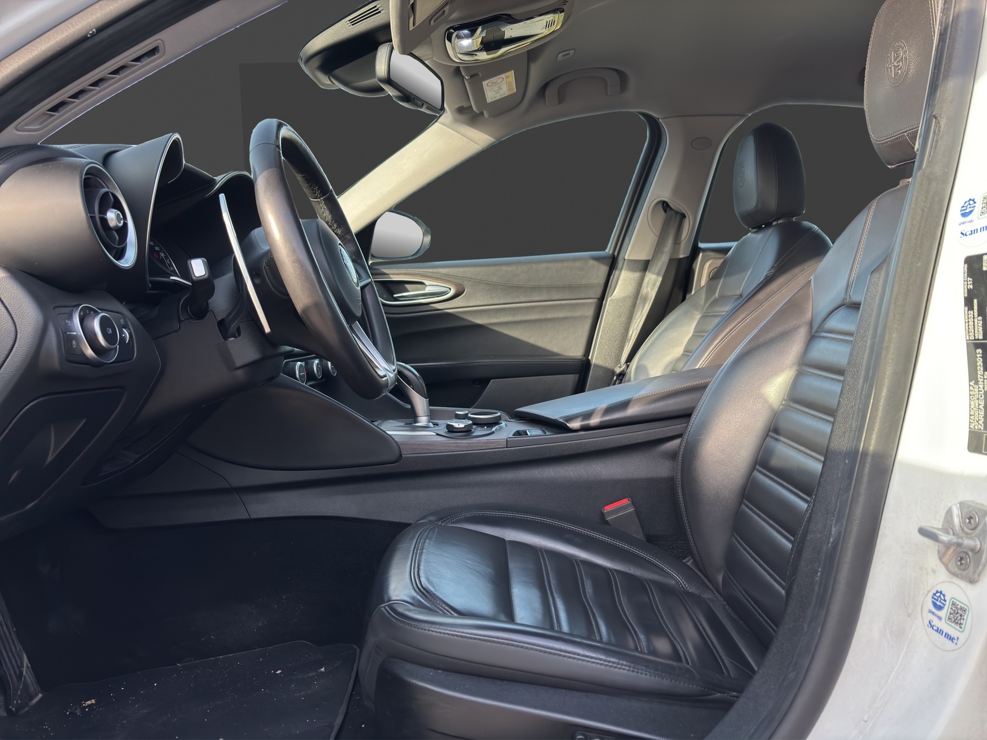ALFA ROMEO Giulia 2.2 JTDM Super Automatic-image-10