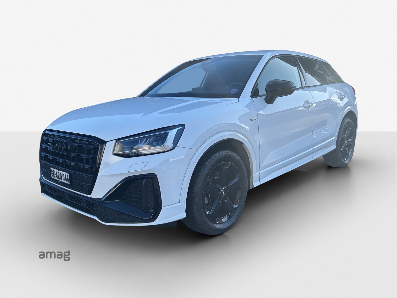 AUDI Q2 40 TFSI S line Attraction quattro S-tronic-image-0