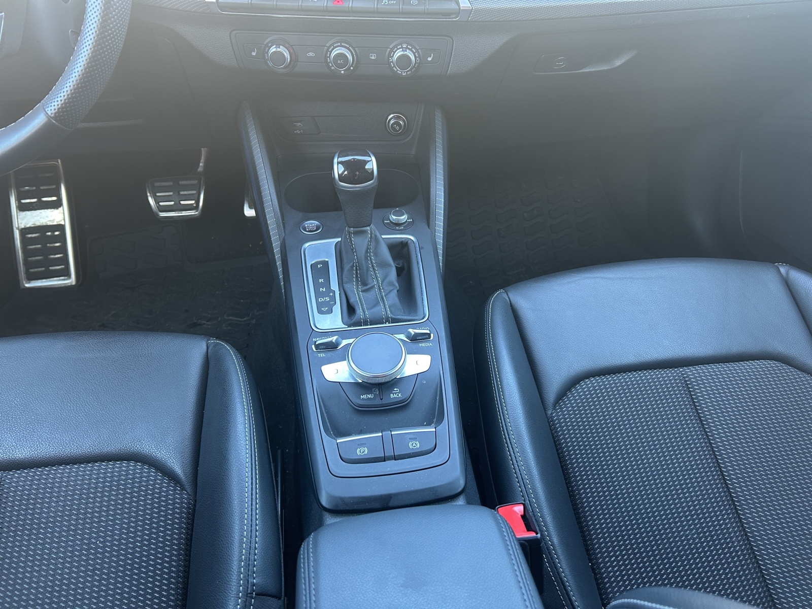 AUDI Q2 40 TFSI S line Attraction quattro S-tronic-image-10