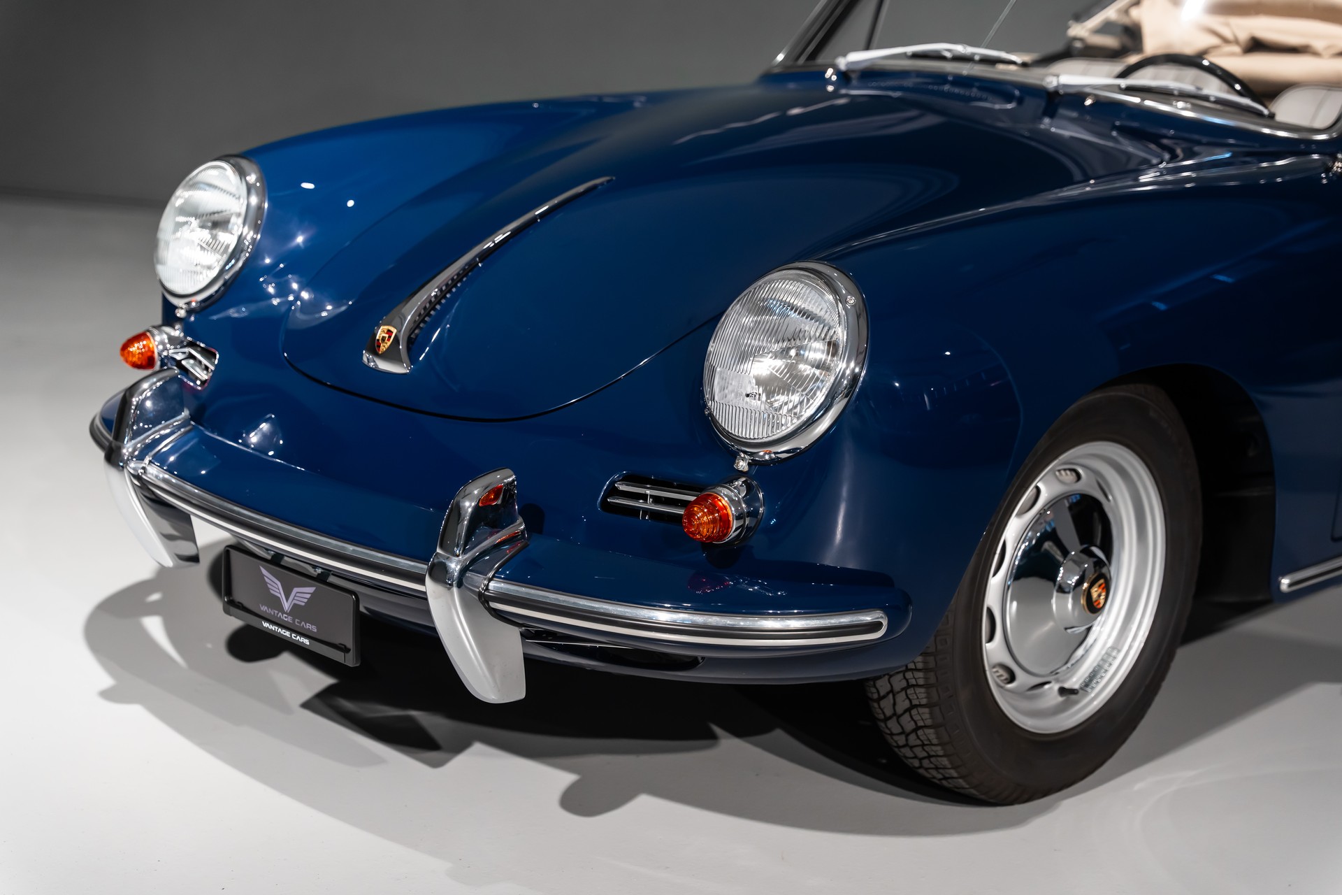 PORSCHE 356 BT6 Cabriolet-image-4
