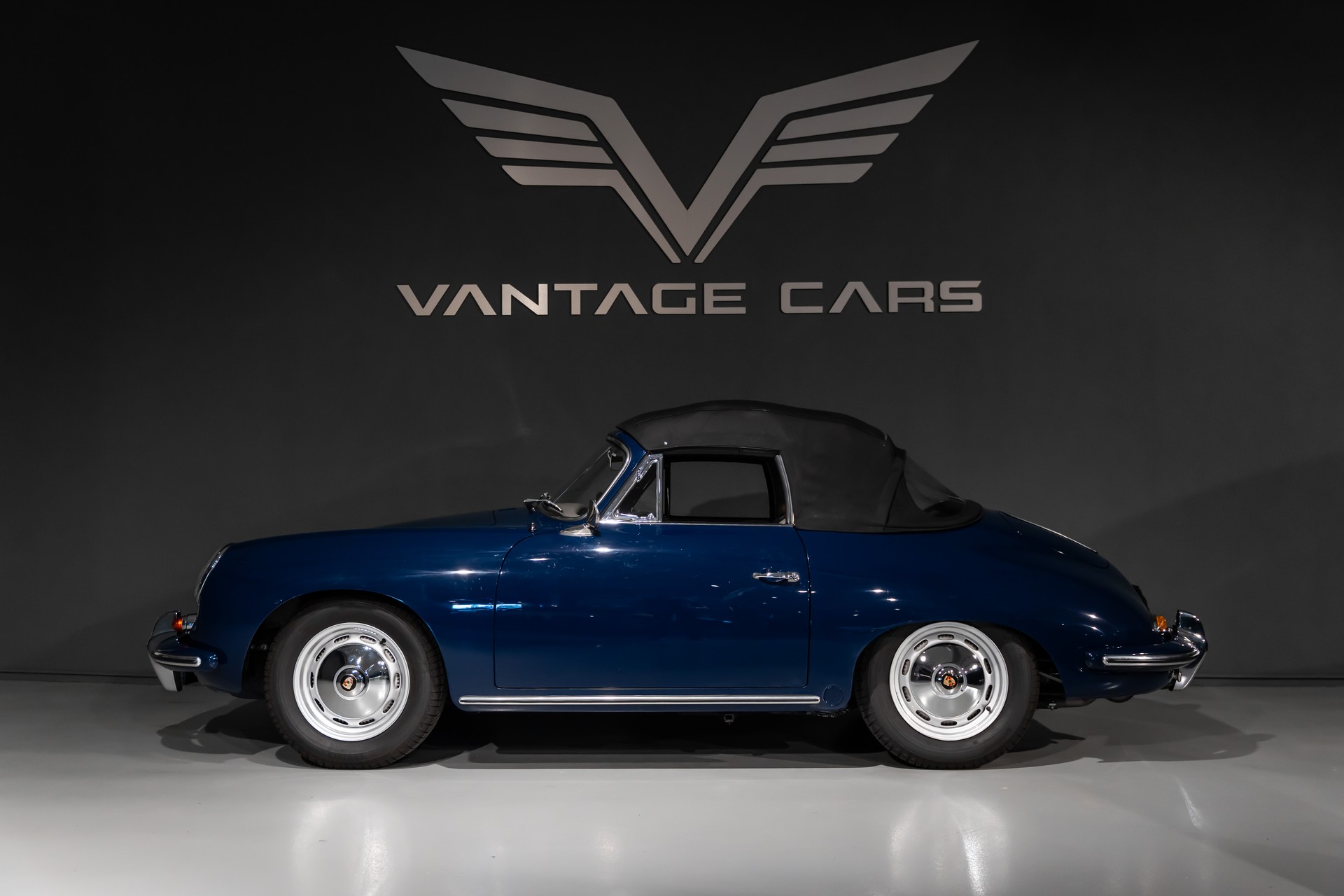 PORSCHE 356 BT6 Cabriolet-image-2