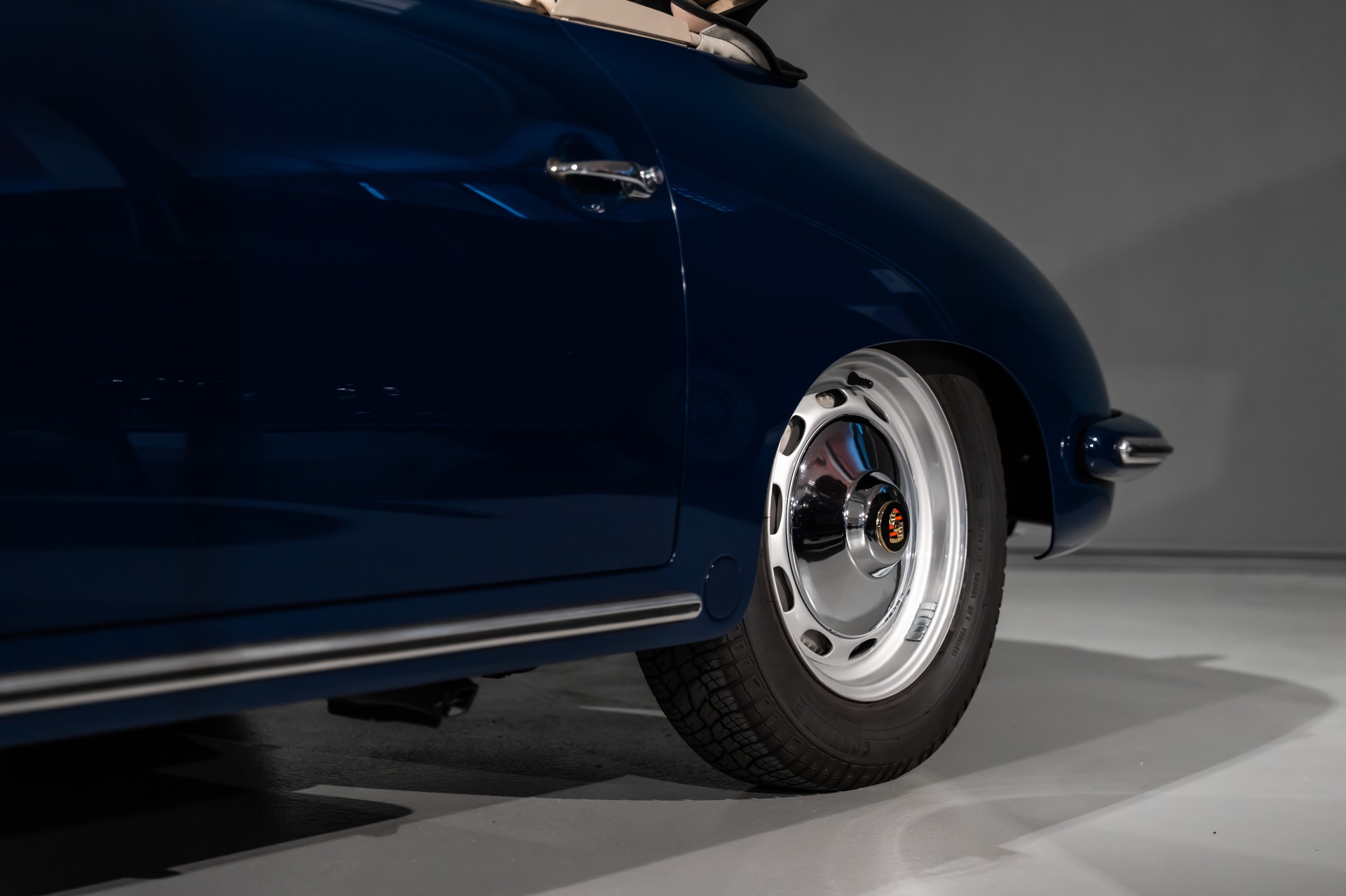 PORSCHE 356 BT6 Cabriolet-image-7