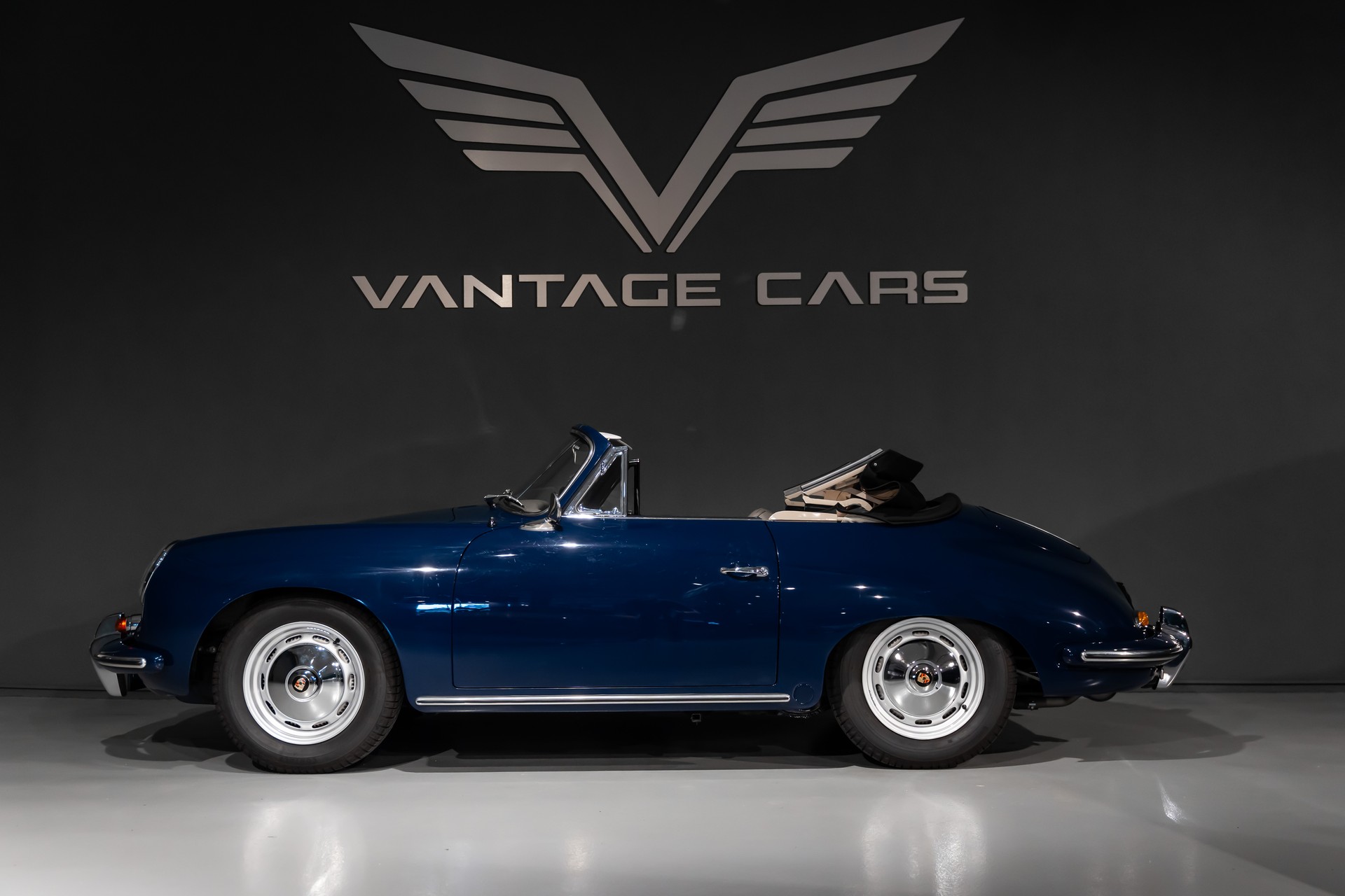 PORSCHE 356 BT6 Cabriolet-image-3