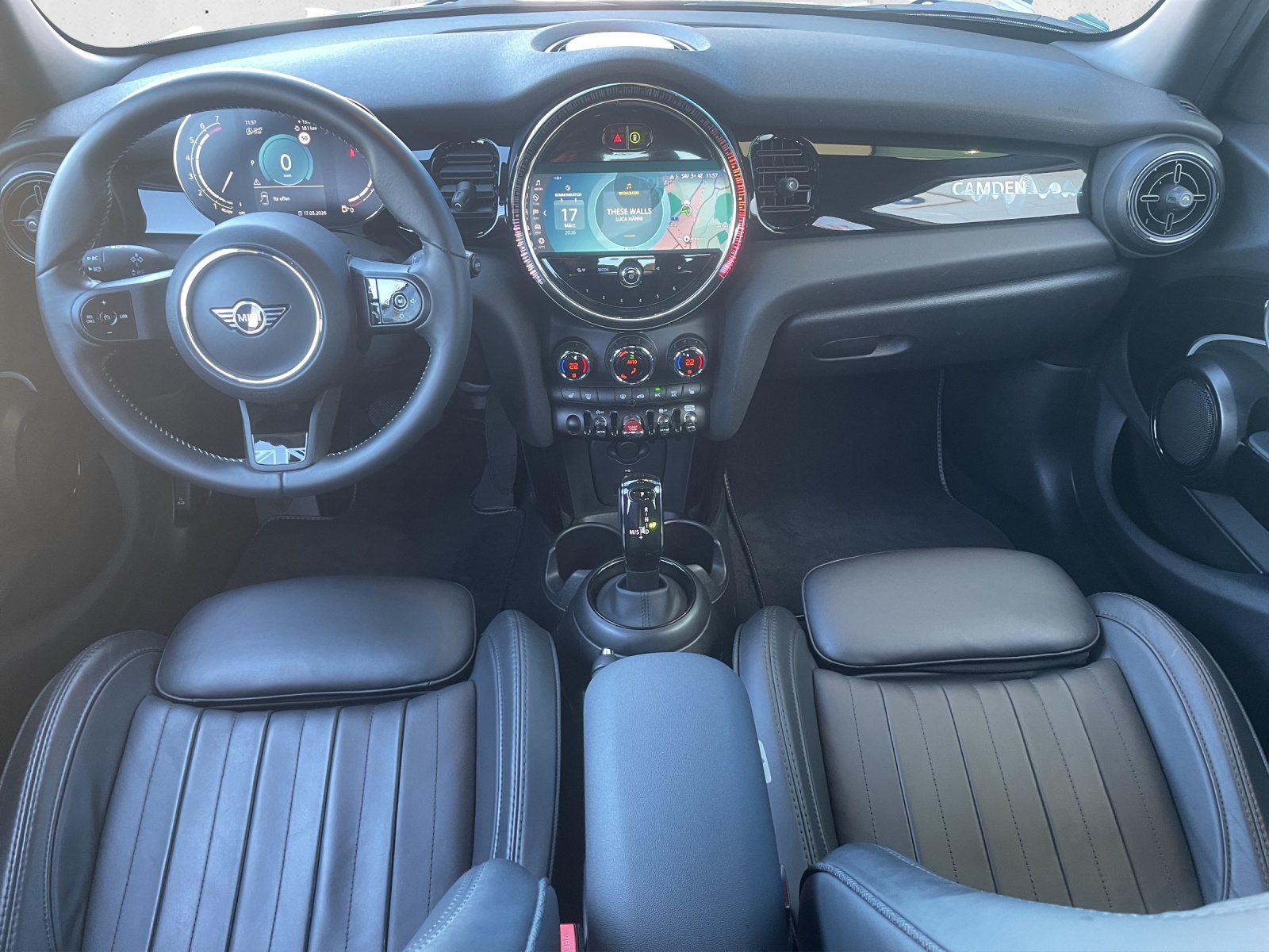 MINI Cooper Camden EditioDKG-image-14