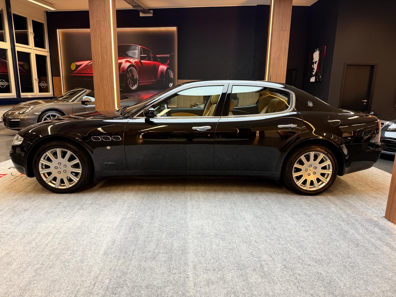 MASERATI Quattroporte 4.2 V8-image-6