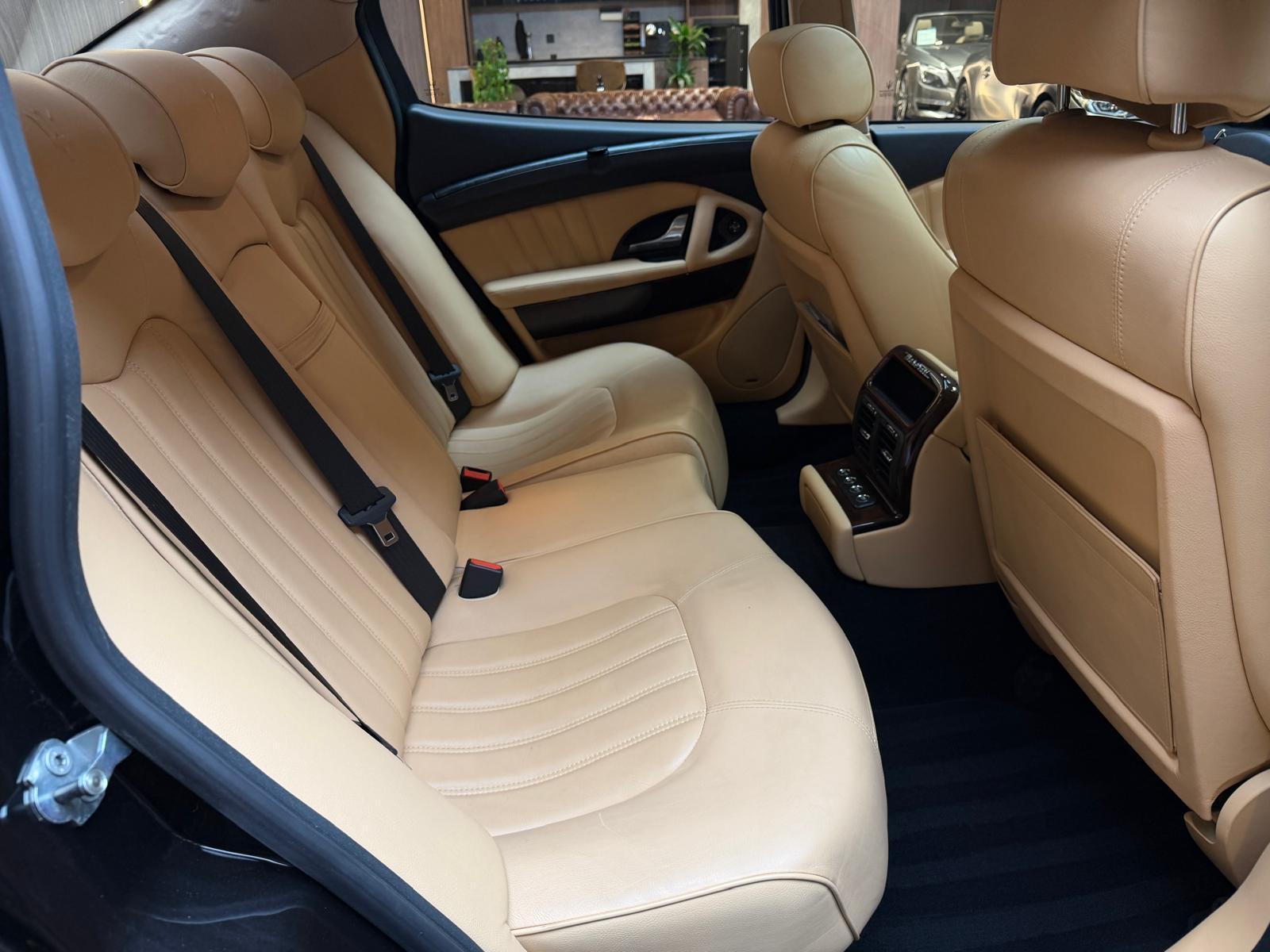 MASERATI Quattroporte 4.2 V8-image-15